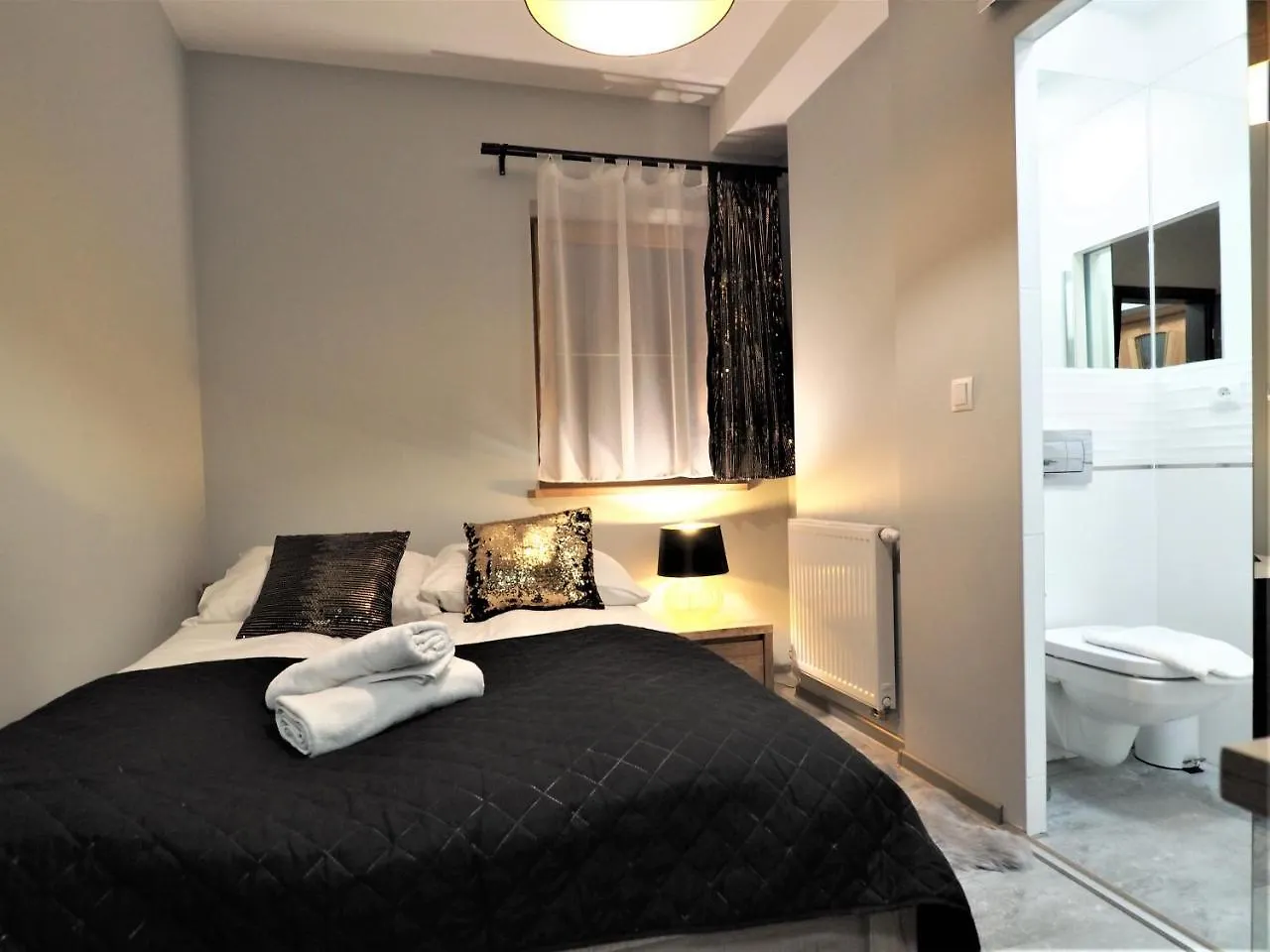 זקופאנה Vip Apartamenty Folk Residence 0*,