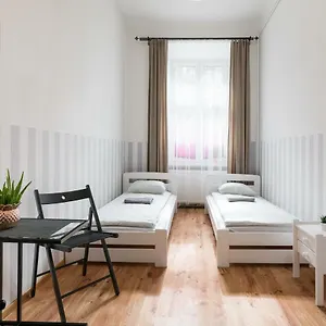 hotellátogatás