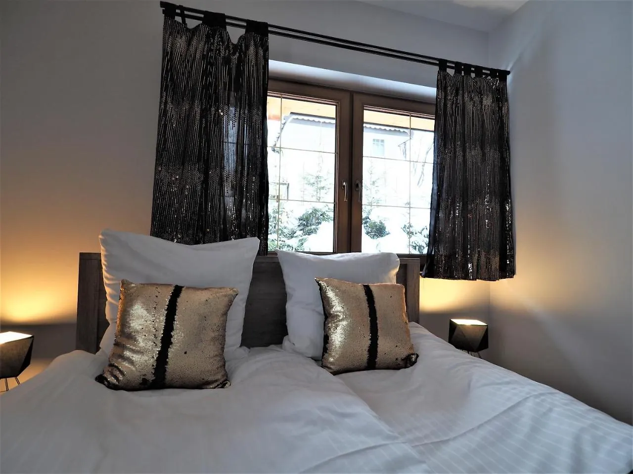 Vip Apartamenty Folk Residence Zakopane Apartment